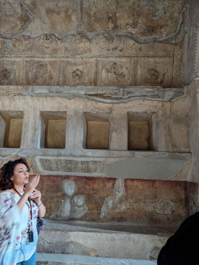 南イタリア/ナポリ/ポンペイ遺跡/スタビアーネ浴場/HISツアー/イタリア一人旅/女1人旅