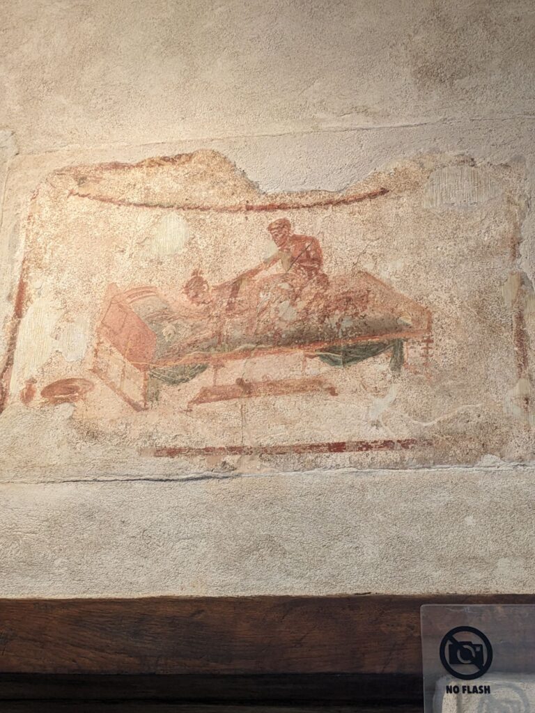 イタリア一人旅/女1人旅/南イタリア/ナポリ/ポンペイ遺跡/HISツアー/遊郭/娼婦/館/ルパナーレ