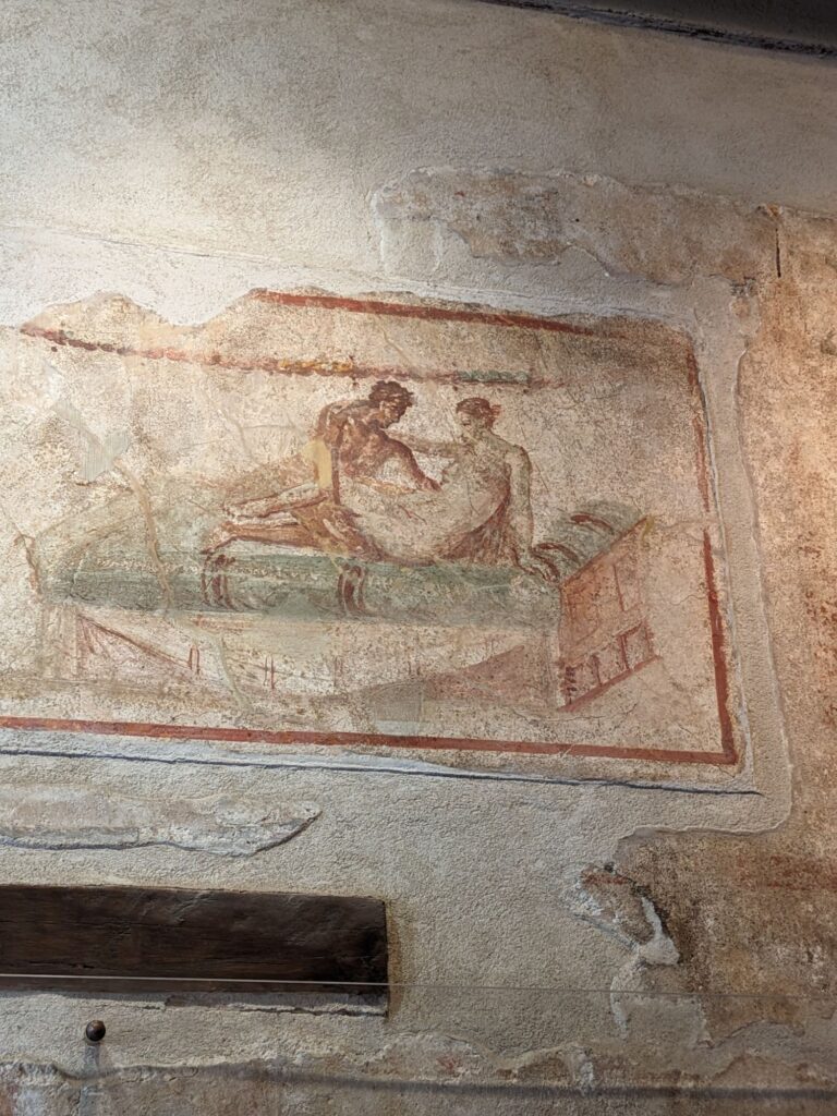 イタリア一人旅/女1人旅/南イタリア/ナポリ/ポンペイ遺跡/HISツアー/遊郭/娼婦/館/ルパナーレ