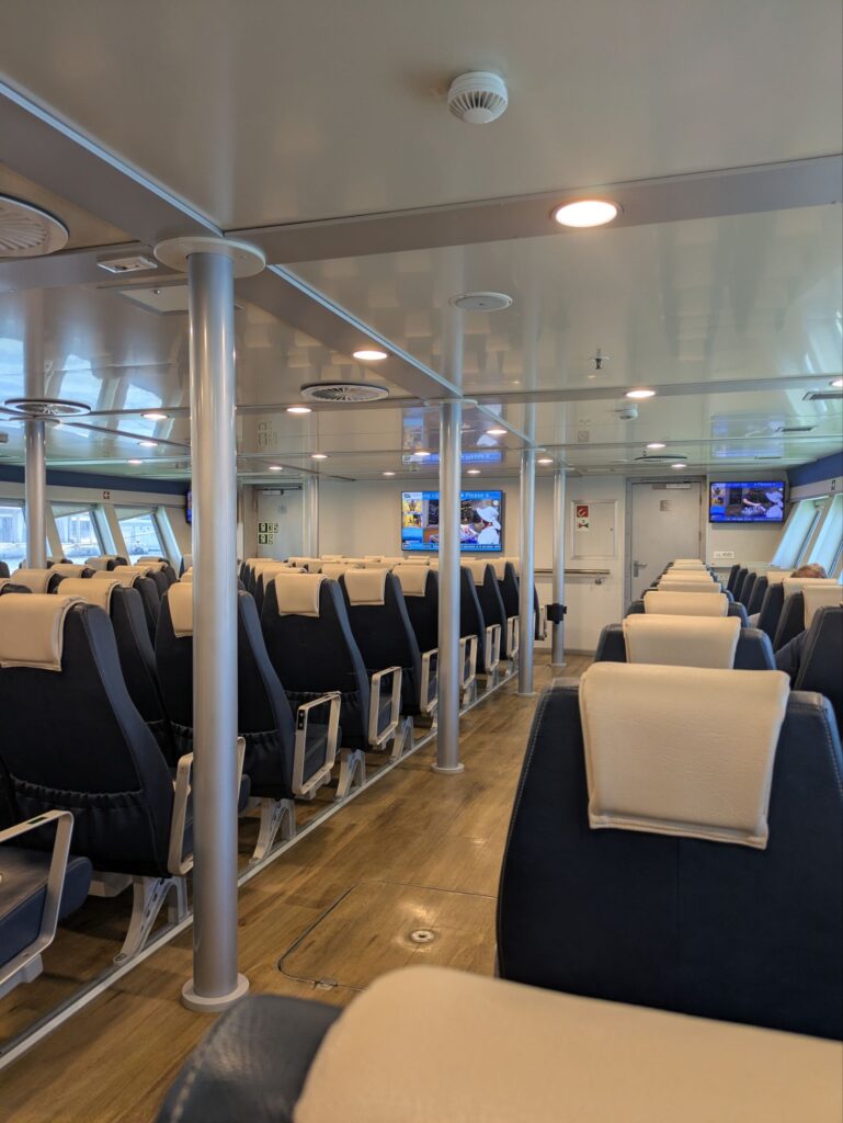 イタリア1人旅/女一人旅/南イタリア/ナポリ/カプリ島/青の洞窟へ/HISツアー/