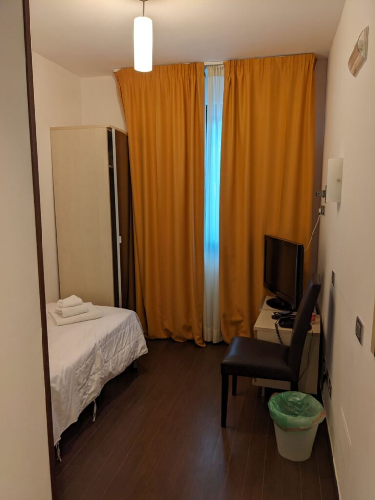 イタリア1人旅/女一人旅/南イタリア/アルベロベッロのホテル//HISツアー/MAJESTY ALBEROBELLO (マジェスティ アルベロベッロ)