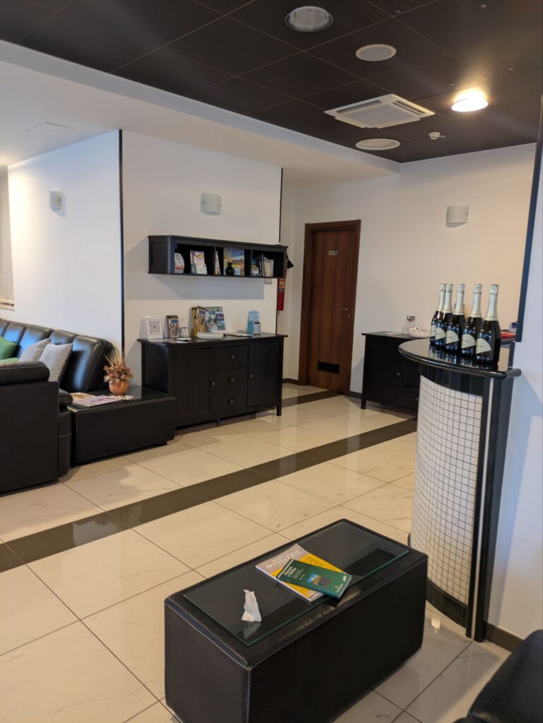 イタリア1人旅/女一人旅/南イタリア/アルベロベッロのホテル//HISツアー/MAJESTY ALBEROBELLO (マジェスティ アルベロベッロ)