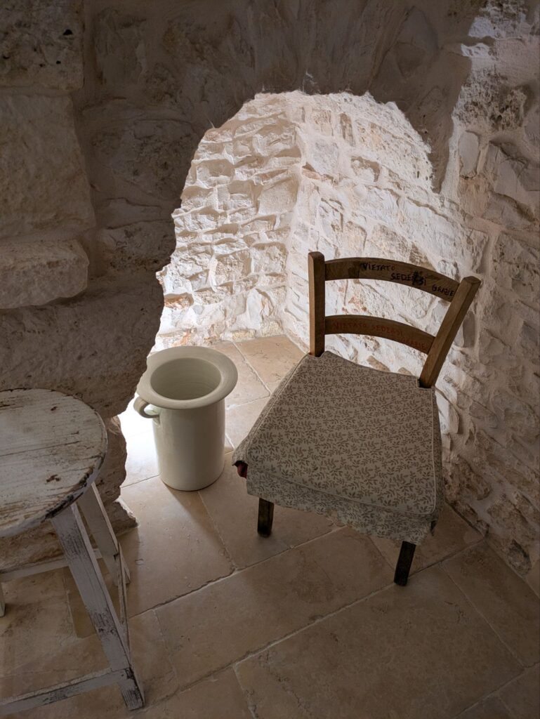 イタリア1人旅/女一人旅/南イタリア/アルベロベッロ/HISツアー/