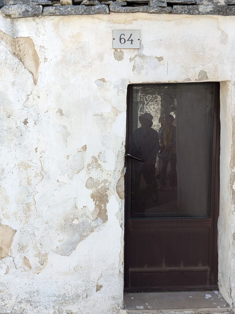 イタリア1人旅/女一人旅/南イタリア/アルベロベッロ散策//HISツアー