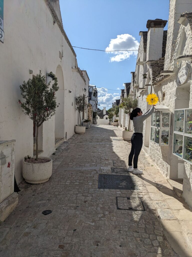 イタリア1人旅/女一人旅/南イタリア/アルベロベッロ散策//HISツアー