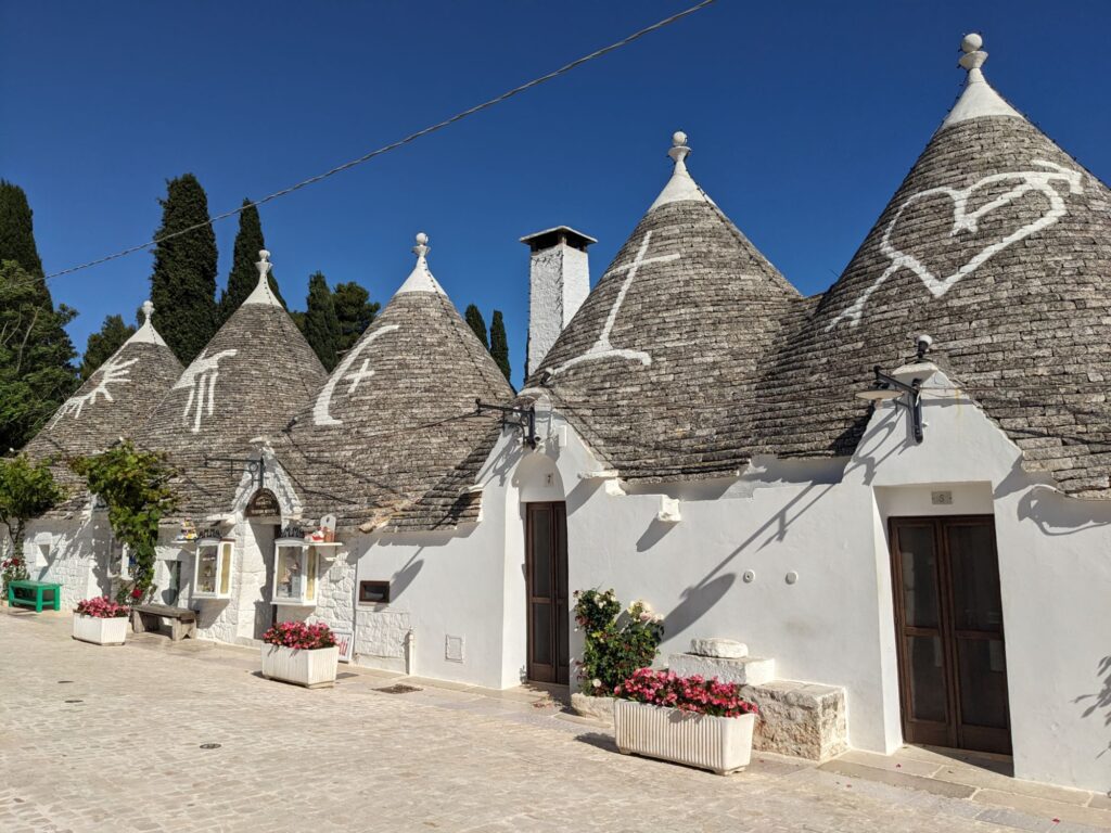 イタリア1人旅/女一人旅/南イタリア/アルベロベッロ散策//HISツアー