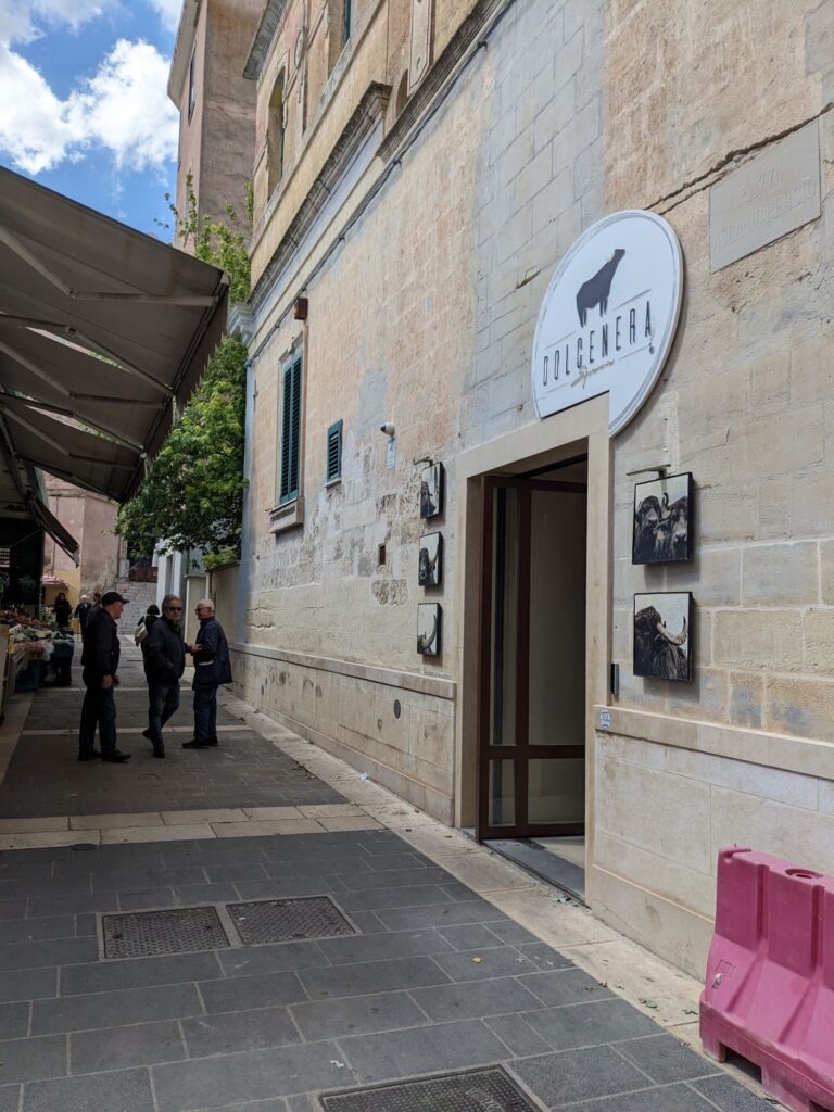 イタリア1人旅/女一人旅/南イタリア/ツアー参加/1人参加/アルベロベッロからマテーラへ/HISツアー