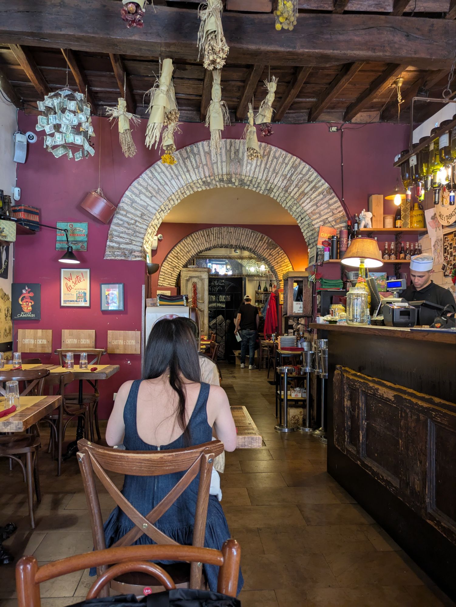 イタリア1人旅/女一人旅/南イタリア/ツアー参加/1人参加/ローマ自由行動/HISツアー/ナヴォーナ広場近く/Cantina e Cucina/カチョエペペ