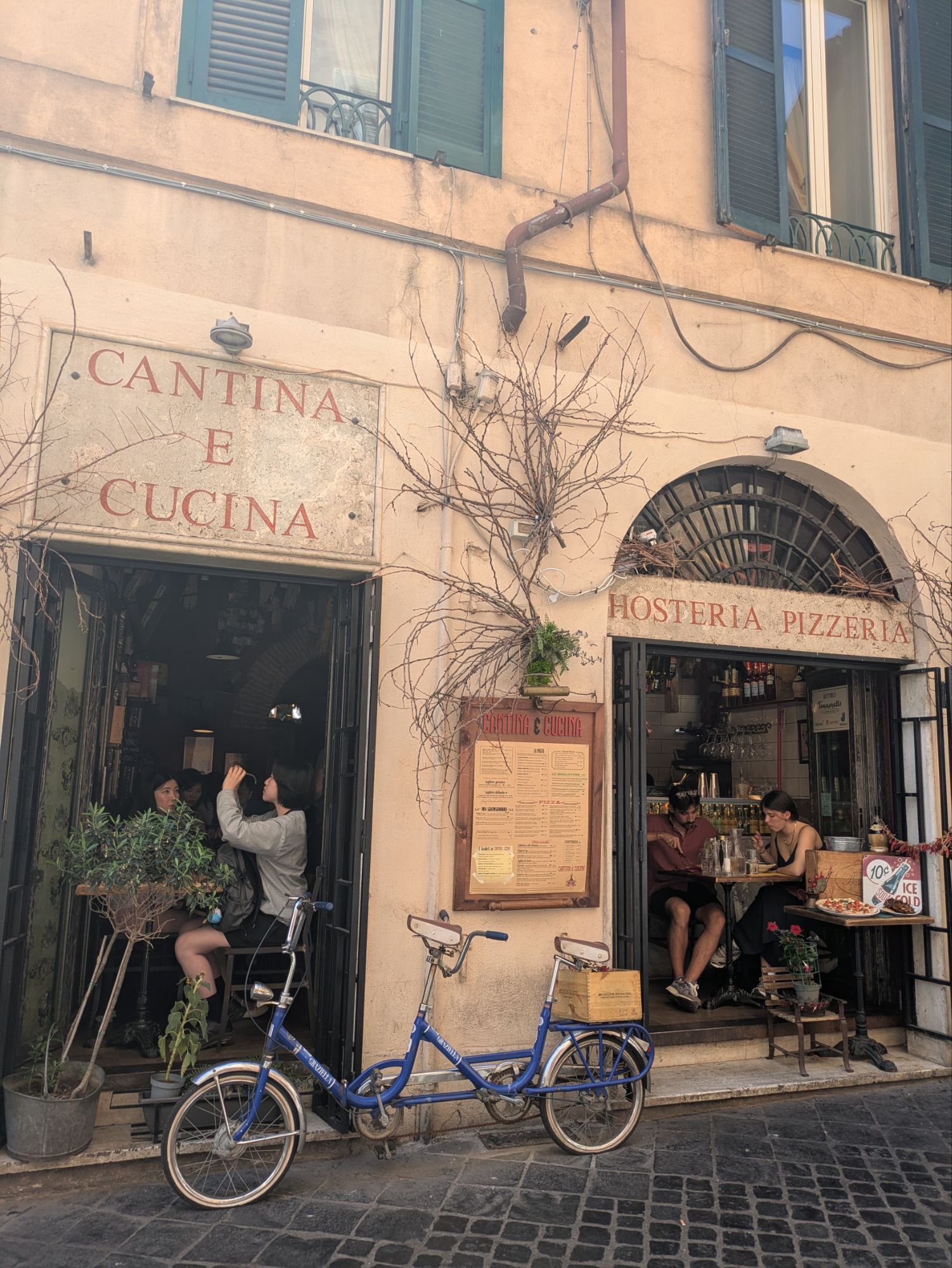 イタリア1人旅/女一人旅/南イタリア/ツアー参加/1人参加/ローマ自由行動/HISツアー/ナヴォーナ広場近く/Cantina e Cucina/カチョエペペ