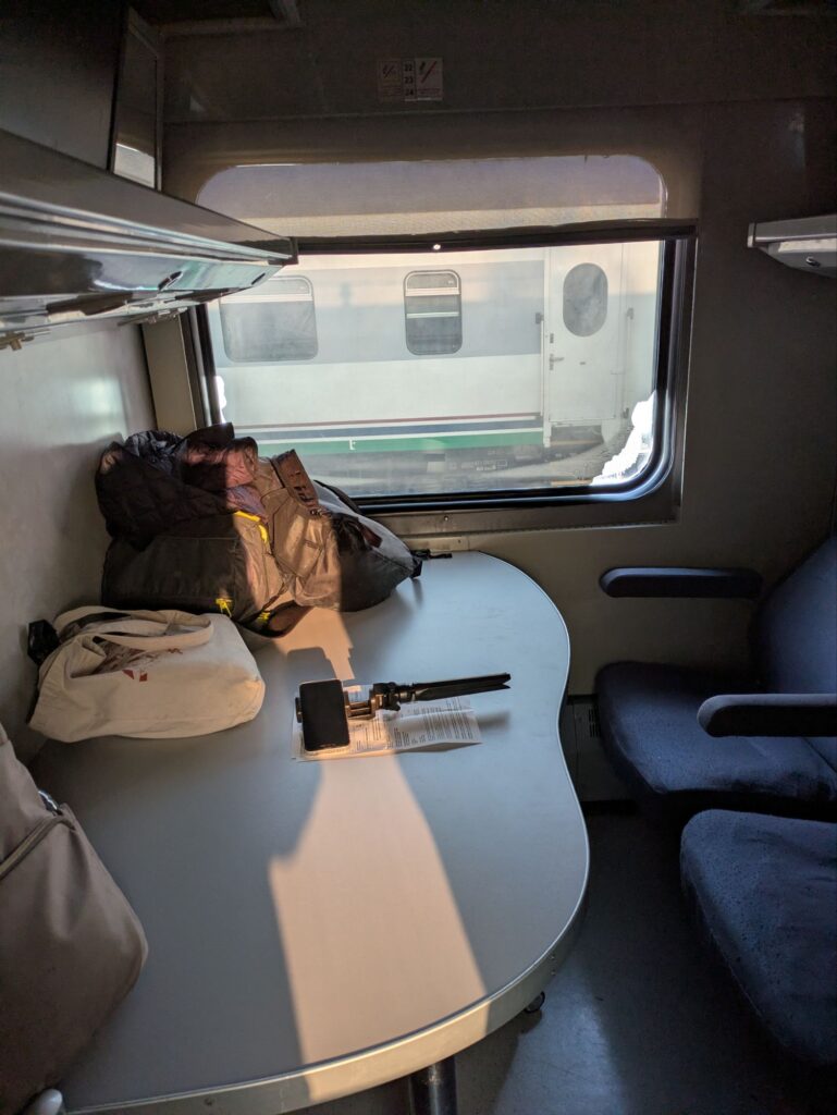 ウズベキスタン/ナサフ号/タシケントからサマルカンドへ