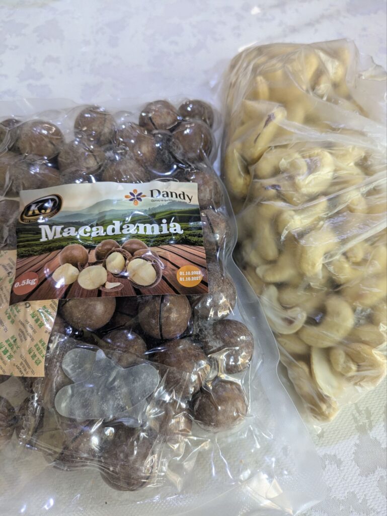 ウズベキスタン/サマルカンド/シヨブバザール/マカダミアナッツ/カシューナッツ/お土産