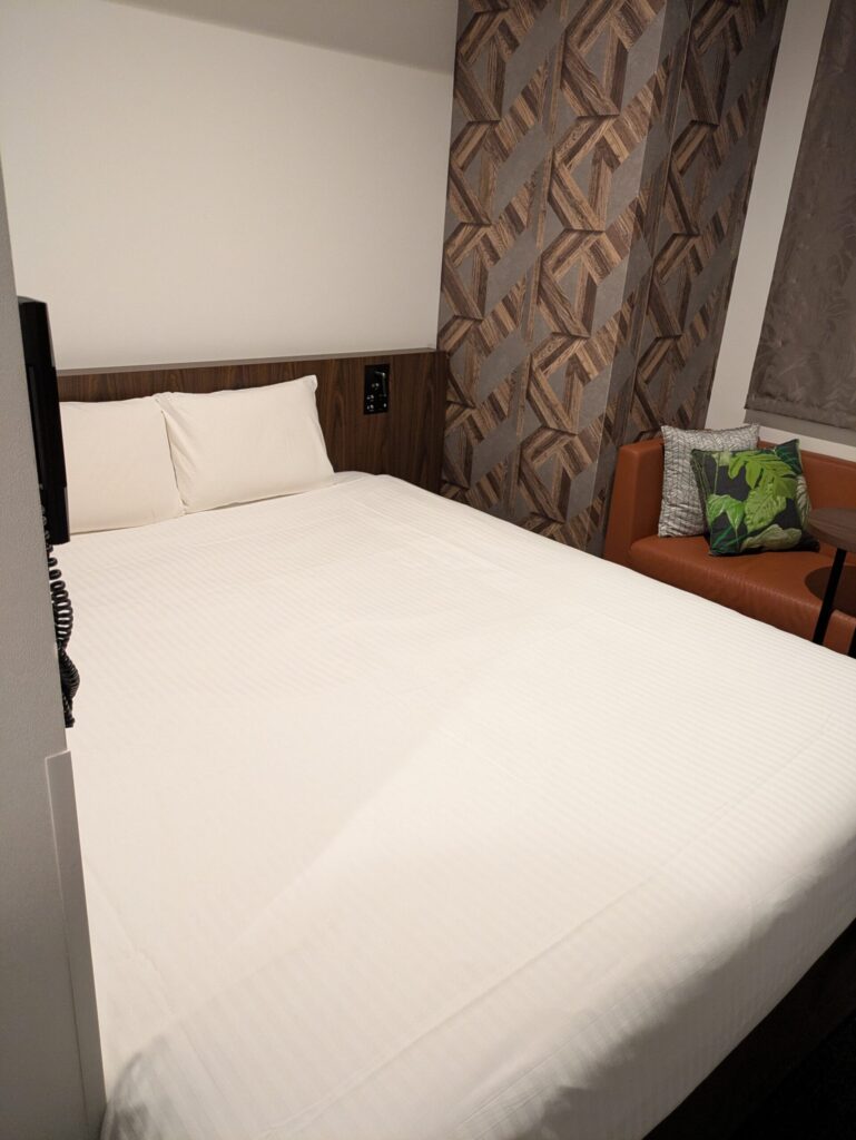 変なホテル東京赤坂　アクセス　東京メトロ銀座線　食べるためだけに東京に行く　1泊2日東京旅