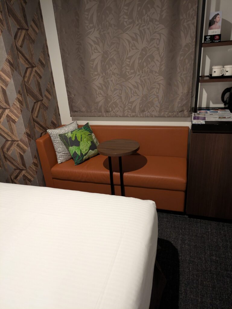 変なホテル東京赤坂　アクセス　東京メトロ銀座線　食べるためだけに東京に行く　1泊2日東京旅