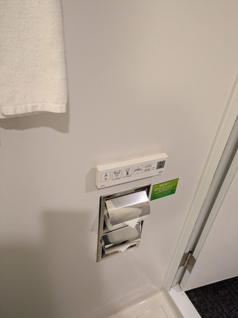 変なホテル東京赤坂　アクセス　東京メトロ銀座線　食べるためだけに東京に行く　1泊2日東京旅