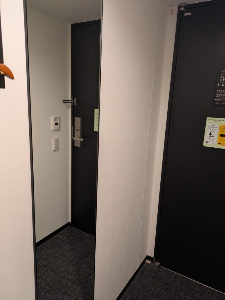 変なホテル東京赤坂　アクセス　東京メトロ銀座線　食べるためだけに東京に行く　1泊2日東京旅