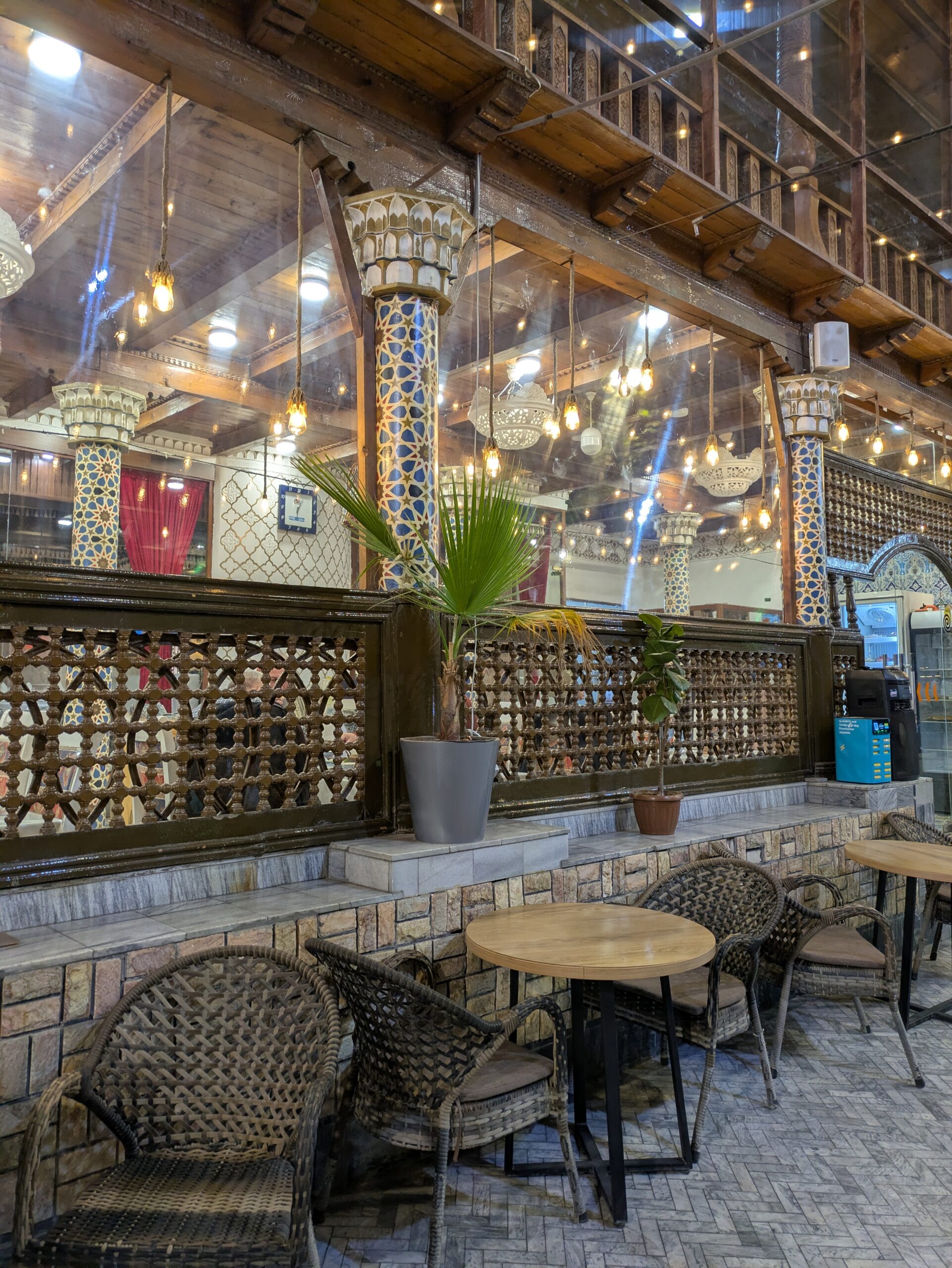 ラビゴー　サマルカンド　レストラン