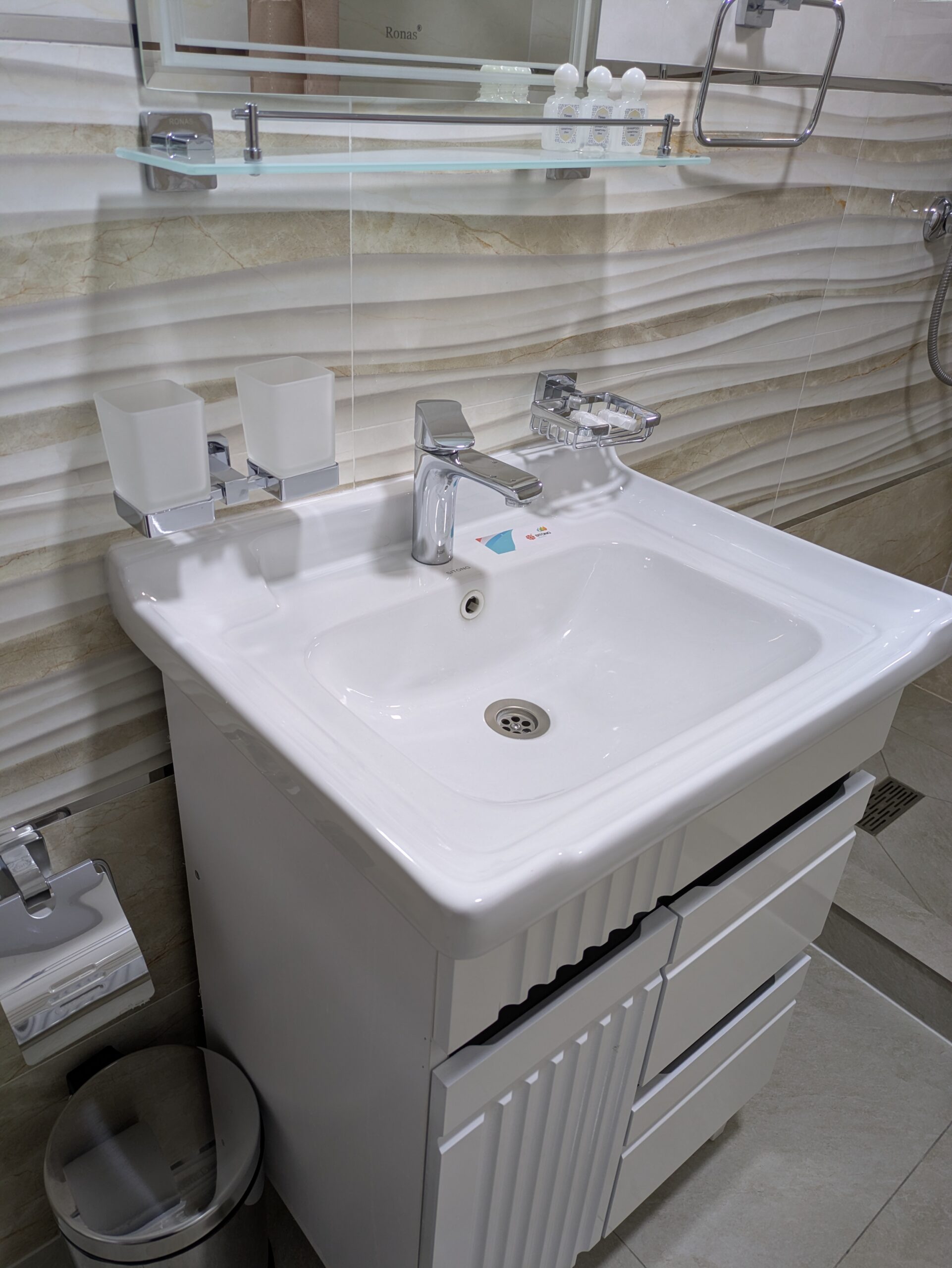 AMIRSHOH GUEST HOUSE　サマルカンド　ホテル　ゲストハウス　一人旅　日本語が通じる