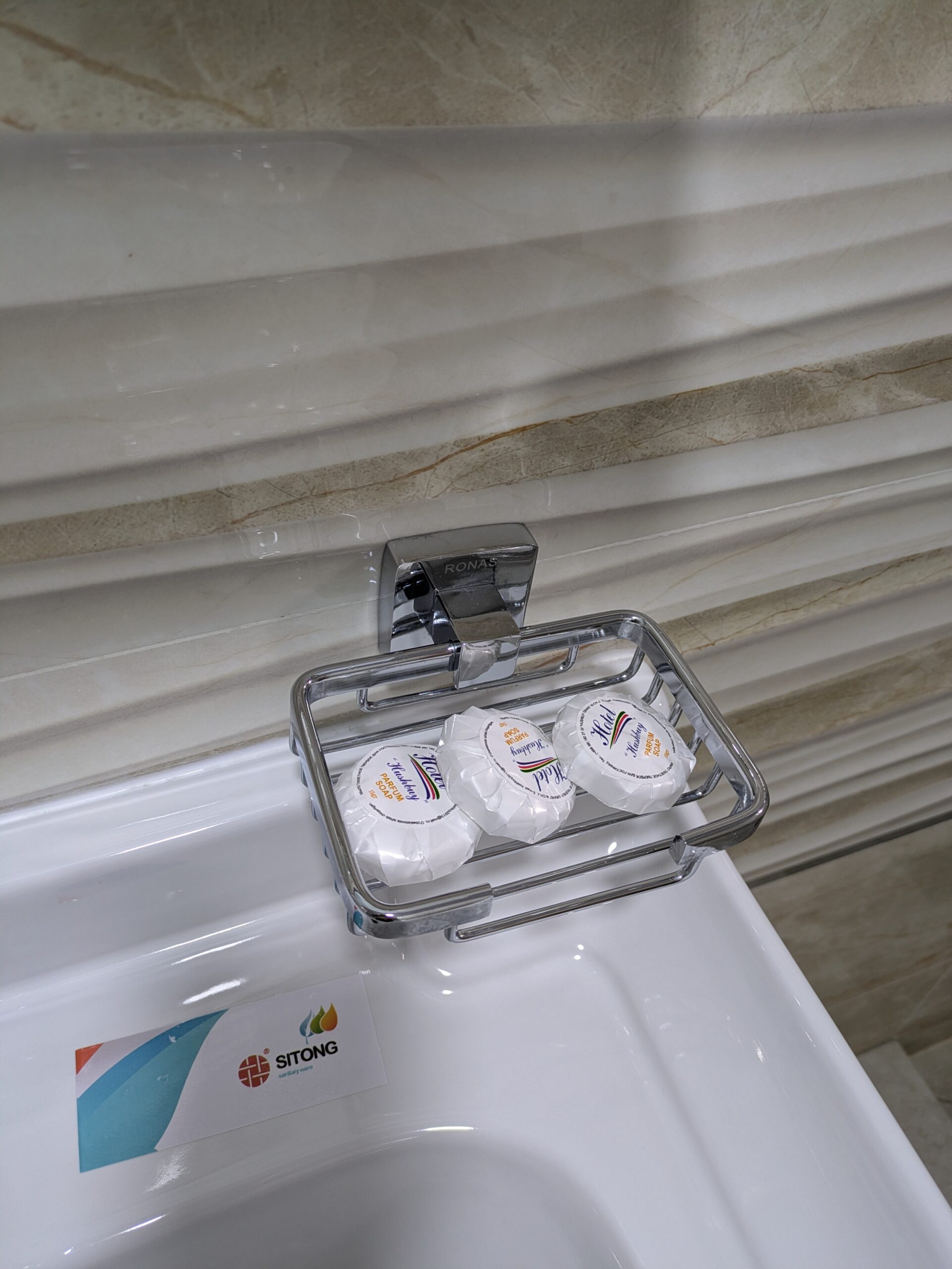 AMIRSHOH GUEST HOUSE　サマルカンド　ホテル　ゲストハウス　一人旅　日本語が通じる