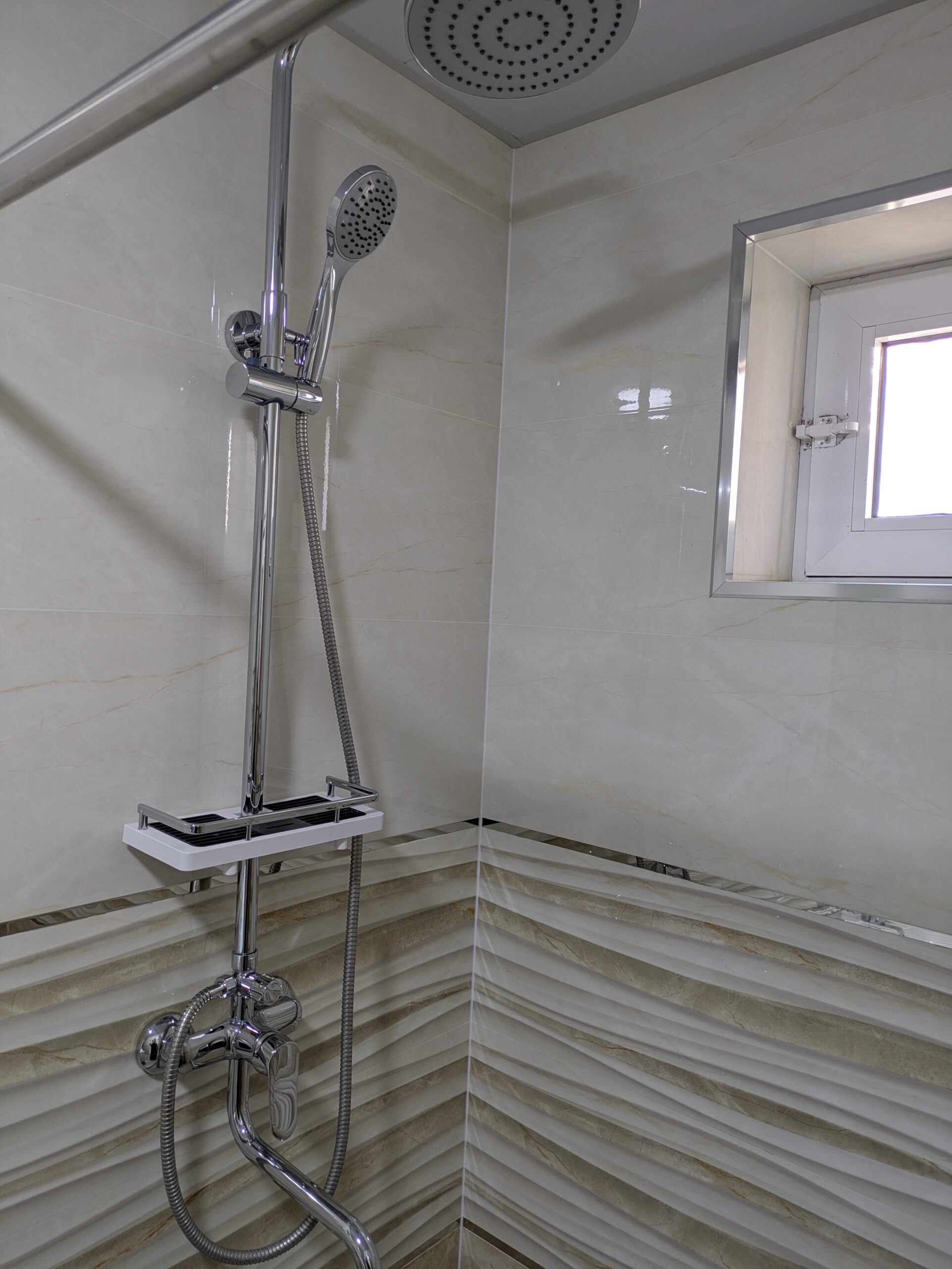 AMIRSHOH GUEST HOUSE　サマルカンド　ホテル　ゲストハウス　一人旅　日本語が通じる