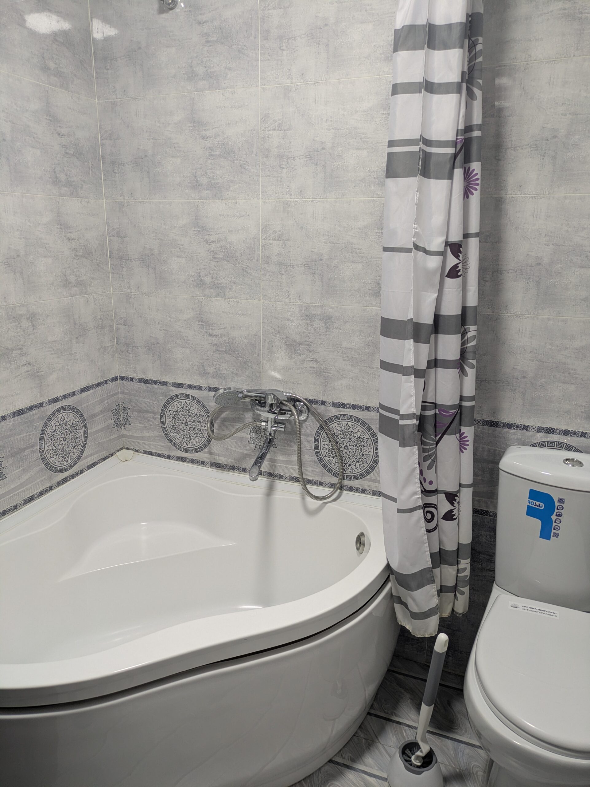 AMIRSHOH GUEST HOUSE　サマルカンド　ホテル　ゲストハウス　一人旅　日本語が通じる